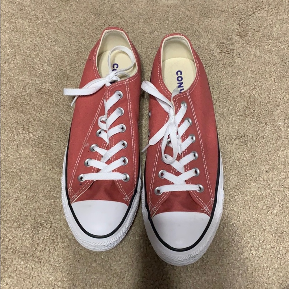 pink low top converse